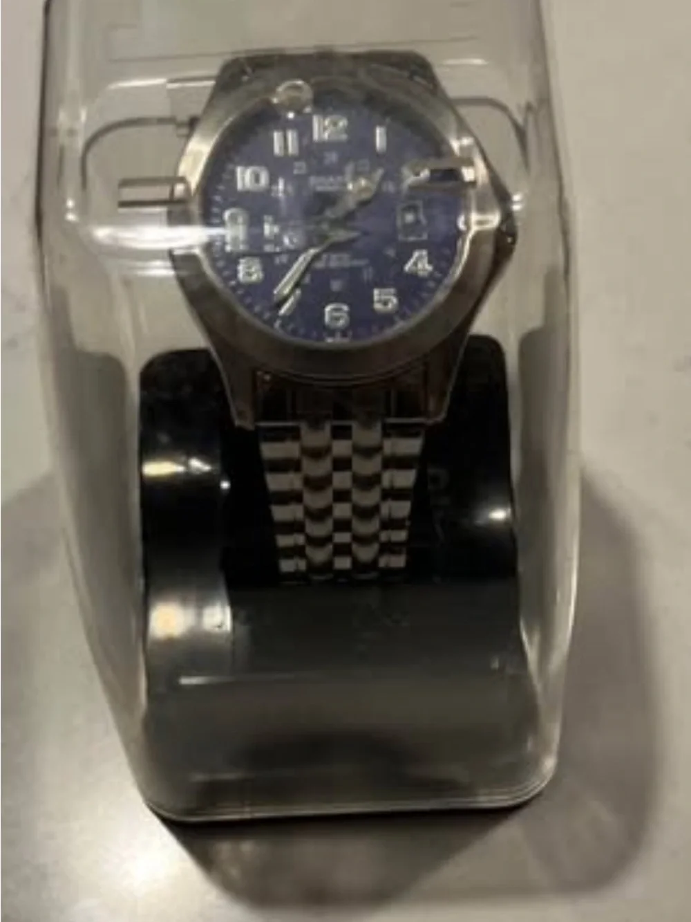 SHARP QUARTZ WATCHES LOT OF 3 watches. All running well well. New strap with one